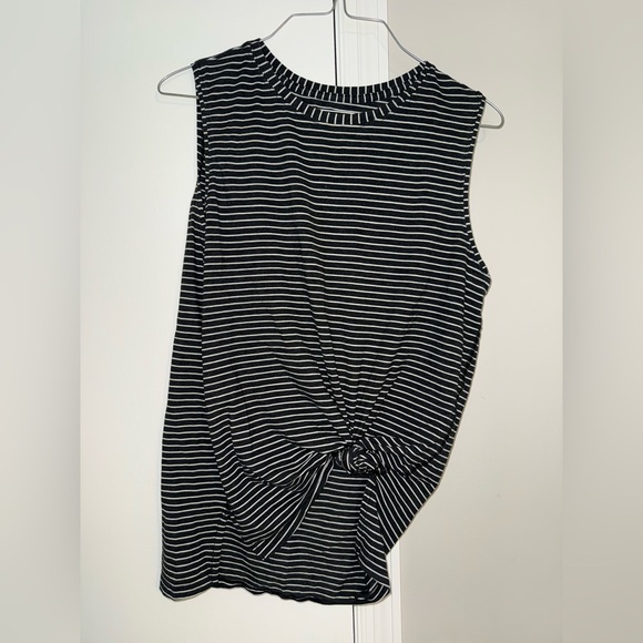 lululemon athletica Tops - Lululemon tank